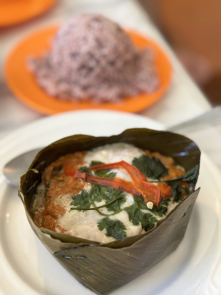 Food from Boonnoon Market