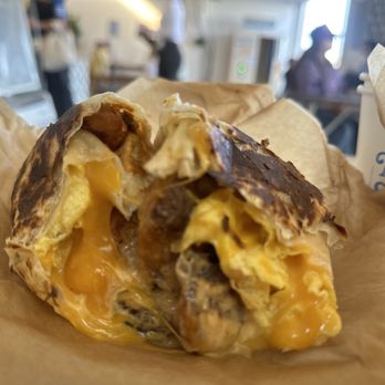 Daydream Surf Shop - Breakfast burrito - Coffee & Tea Near Me - Newport Beach, California