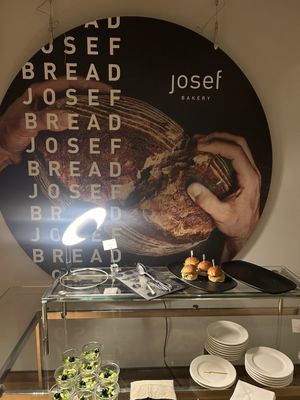 Hotel Josef by null