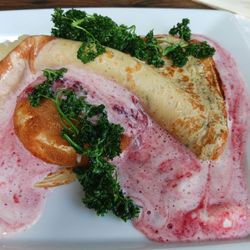 Pfannkuchen Mühle - Pfannkuchen mit gebackene Camembert, Birne und Preiselbeeren