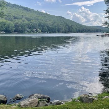 Gyp's Tavern - Kittatinny Lake - Bars Near Me - Branchville, New Jersey