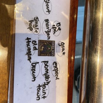 Federal Jack's Brew Pub - Beer flight - American Near Me - Kennebunk, Maine
