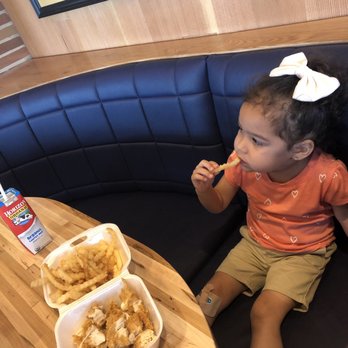 Raising Cane’s Chicken Fingers - Fast Food Near Me - Richmond, Texas