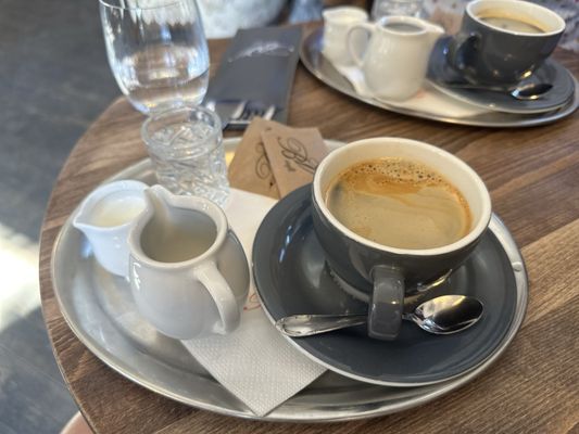 Bella Vida café by null