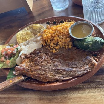 Rosa Madera - Ranchera a la plancha rice beans and home made corn. - Mexican Near Me - Camarillo, California