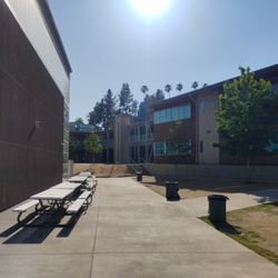 Sierra Madre Middle School