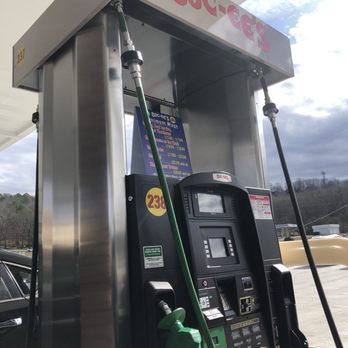 Buc-ee's - Gas Stations Near Me - Leeds, Alabama