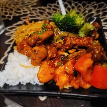 P.F. Chang's - Chinese Near Me - Rancho Cucamonga, California