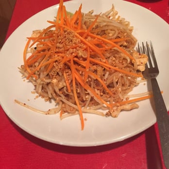 Mai's Thai Restaurant - Super good 4 star chicken Pad Thai. - Thai Near Me - Marysville, Washington Mai's Thai Restaurant - Super good 4 star chicken Pad Thai. - Thai Near Me - Marysville, Washington