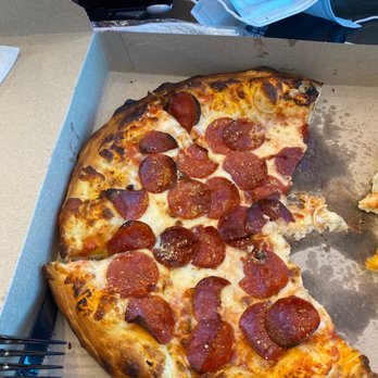 Pala - Burnt pizza - New American Near Me - Houston, Texas Pala - Burnt pizza - New American Near Me - Houston, Texas