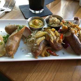 Big Ditch Brewing - Celebrate Buffalo platter - New American Near Me - Buffalo, New York Big Ditch Brewing - Celebrate Buffalo platter - New American Near Me - Buffalo, New York