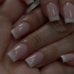 LA Green Eye Nail & Spa - Hard gel on natural nails