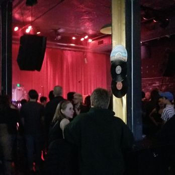 RecordBar - It's filling up quickly on a Thursday night! - Music Venues Near Me - Kansas City, Missouri