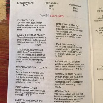 Backyard Bistro - Great choice of omelet a & Benedict along with savory fried chicken. And fabulous desserts! - American Near Me - Pipe Creek, Texas