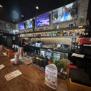 Walter's Tavern - Bar - Sports Bars Near Me - Orlando, Florida Walter's Tavern - Bar - Sports Bars Near Me - Orlando, Florida
