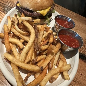Whiskey Cake Alliance - Tavern Burger, Fries With Mustard Seed Ketchup (a must have) - New American Near Me - Fort Worth, Texas Whiskey Cake Alliance - Tavern Burger, Fries With Mustard Seed Ketchup (a must have) - New American Near Me - Fort Worth, Texas