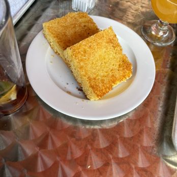 Robert's Maine Grill - Grilled Cornbread - New American Near Me - Kittery, Maine Robert's Maine Grill - Grilled Cornbread - New American Near Me - Kittery, Maine