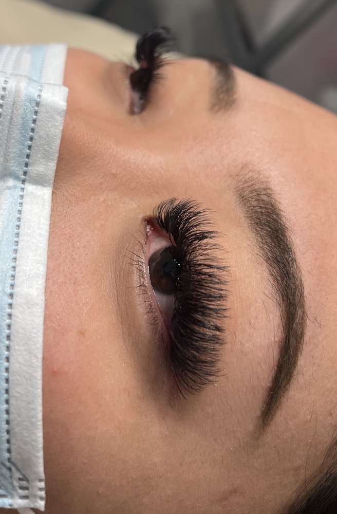 Allegory Lashes Logo