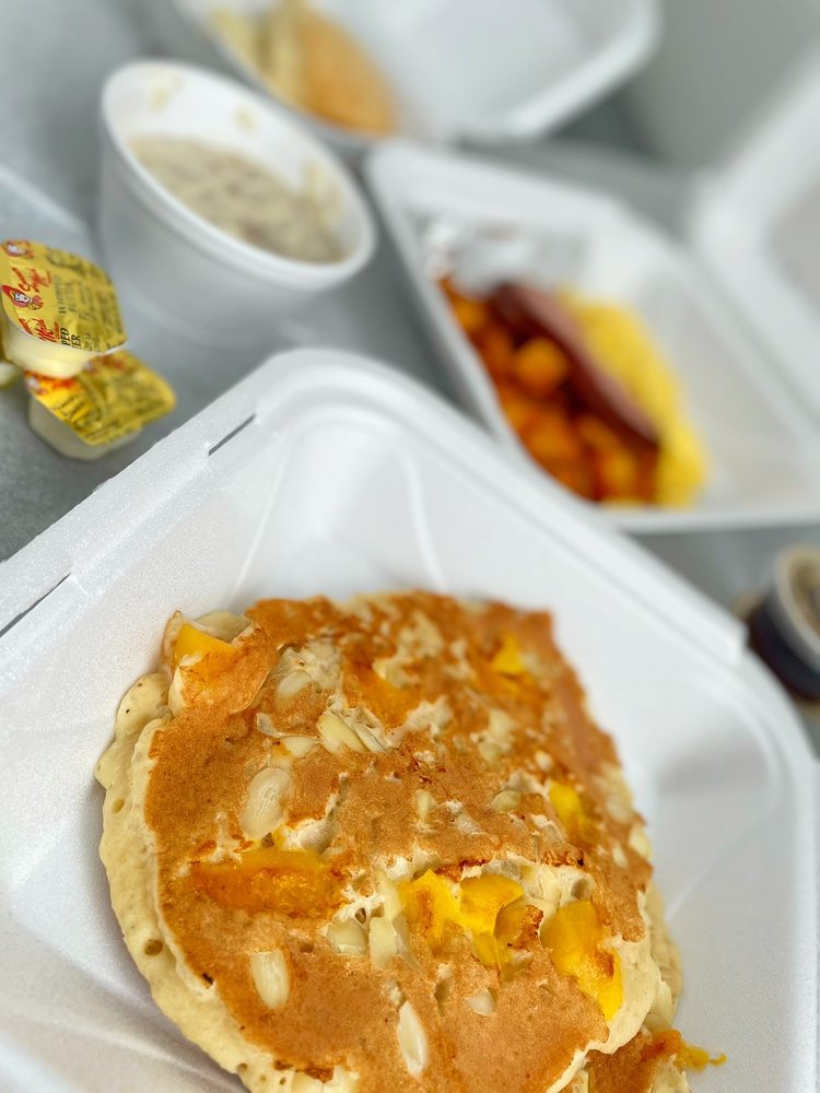 PEACH’S MANATEE AVENUE Updated November 2024 39 Photos & 39