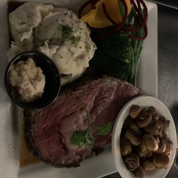 Waggs Steak & Seafood Restaurant - a plate of food - Seafood Near Me - Sarnia, Ontario Waggs Steak & Seafood Restaurant - a plate of food - Seafood Near Me - Sarnia, Ontario