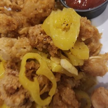 Oscar's Alehouse - Spicy calamari - Beer Bar Near Me - Pasadena, Maryland