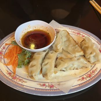 Momo Sushi - Gyoza - Japanese Near Me - Minneapolis, Minnesota