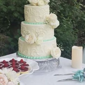 Frank Vilt's Cakes - Bakeries Near Me - Cameron Park, California