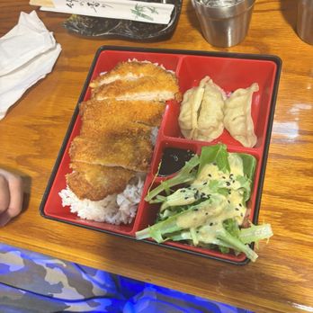 Miyazaki - Chicken katsu bento - Sushi Bars Near Me - Kailua-Kona, Hawaii