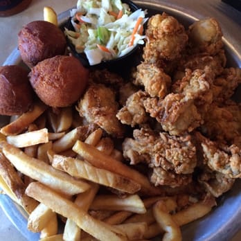 Bubba's Fish Shack - Fried Oyster dinner - Seafood Near Me - Surfside Beach, South Carolina
