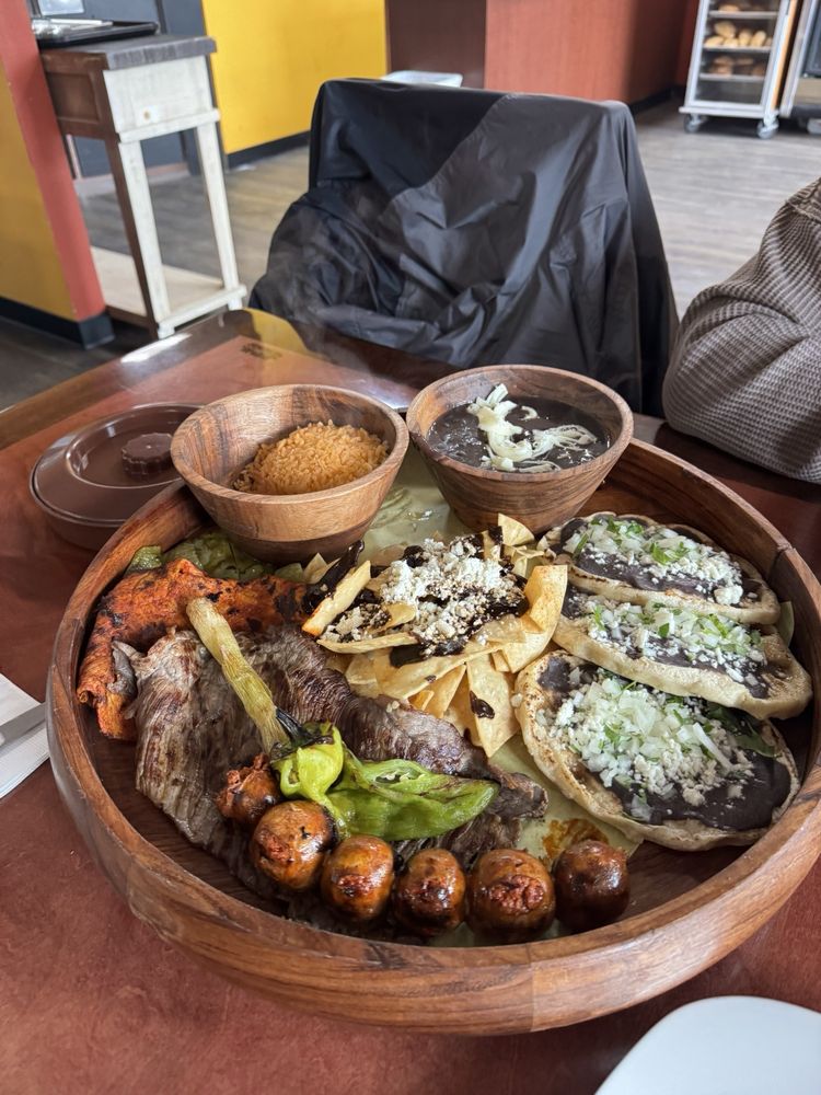 El Toro Taqueria & Panaderia