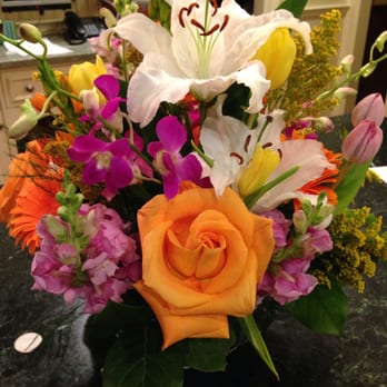 Dedham Flower Shop - I always LOVE the flowers I get from the Dedham Flower Shoppe! - Florists Near Me - Norwood, Massachusetts Dedham Flower Shop - I always LOVE the flowers I get from the Dedham Flower Shoppe! - Florists Near Me - Norwood, Massachusetts