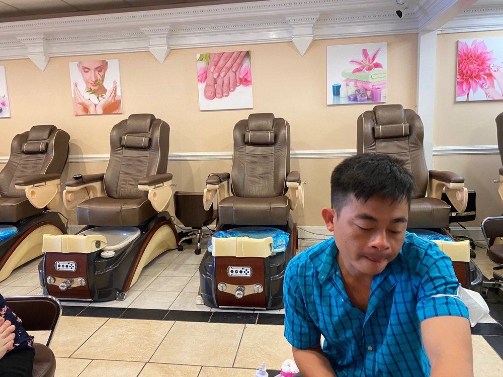 FRANKLIN NAILS Updated September 2024 128 Photos & 66 Reviews 595 Hillsboro Rd, Franklin