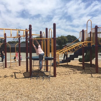 Hartnell Park - Outside having fun in the sun. - Parks Near Me - Salinas, California