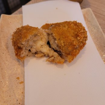 Pizzeria Romana Alfama - Suppli cacio e pepe - Pizza Near Me - Lisbon, 11