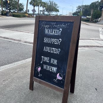Beaufort Wine Bar - Wine Bars Near Me - Beaufort, South Carolina Beaufort Wine Bar - Wine Bars Near Me - Beaufort, South Carolina