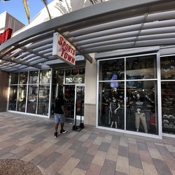 Sports Town - Store front