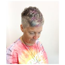 DS Hair Studio - Pixie + fun highlights