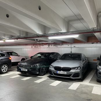 Time Out Market - Crammed parking - Public Markets Near Me - Lisbon, 11 Time Out Market - Crammed parking - Public Markets Near Me - Lisbon, 11