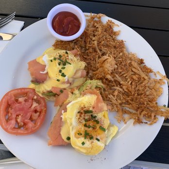 Bea Bea's - Lox Benedict - Coffee & Tea Near Me - Burbank, California