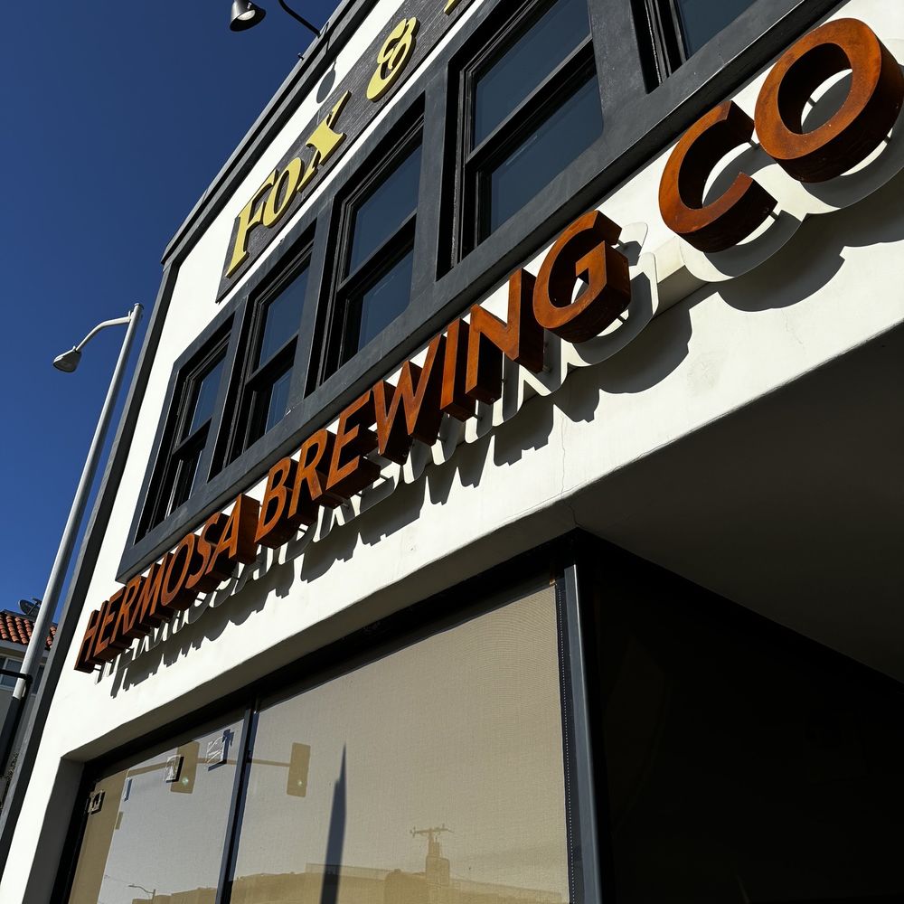 Hermosa Brewing - Outside - Brewpubs Near Me - Hermosa Beach, California Hermosa Brewing - Outside - Brewpubs Near Me - Hermosa Beach, California
