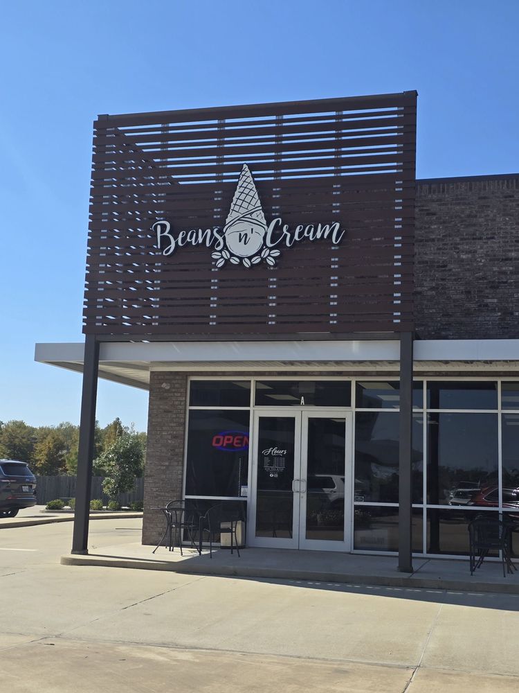 Social spots from Beans n' Cream