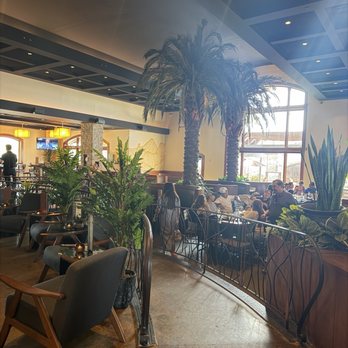 Flecha - Inside - Mexican Near Me - San Diego, California Flecha - Inside - Mexican Near Me - San Diego, California