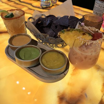 Rosa Cantina by null