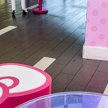 Hello Kitty Cafe - Themed Cafes Near Me - Las Vegas, Nevada