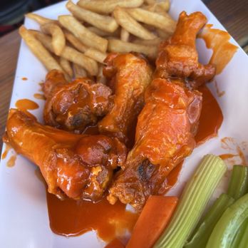 Wings Empire - Buffalo hot wings - Chicken Wings Near Me - La Mesa, California Wings Empire - Buffalo hot wings - Chicken Wings Near Me - La Mesa, California