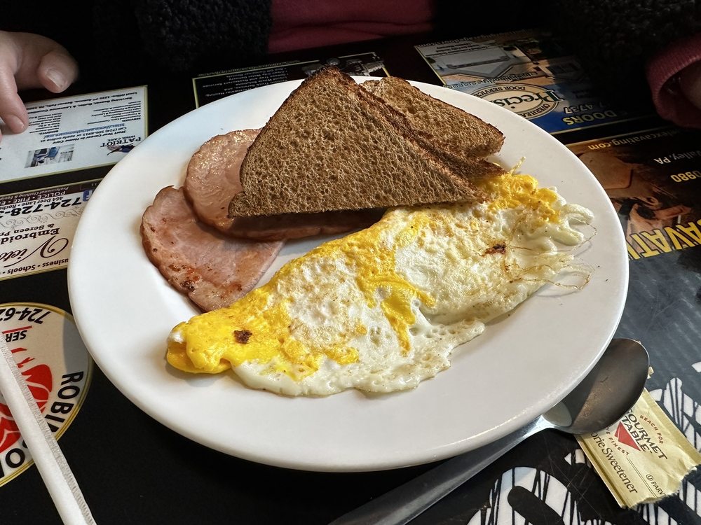 Social spots from Brady's Run Grille & Guesthouse