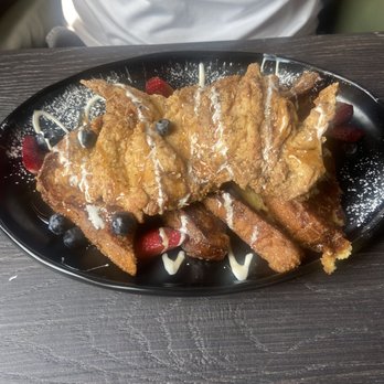 Honey Uninhibited - Covington - Sweet Chick - Breakfast & Brunch Near Me - Covington, Kentucky