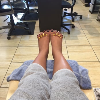 Golden Nails - Blue and brown zebra pedicure - Nail Salons Near Me - Honolulu, Hawaii
