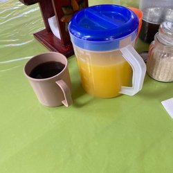 La Sazon de la Flor - Free orange juice and coffee jar with breakfast