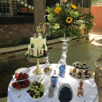 Kiss My Cakes - Woodland Animals themed baby shower cake. - Desserts Near Me - Round Rock, Texas Kiss My Cakes - Woodland Animals themed baby shower cake. - Desserts Near Me - Round Rock, Texas